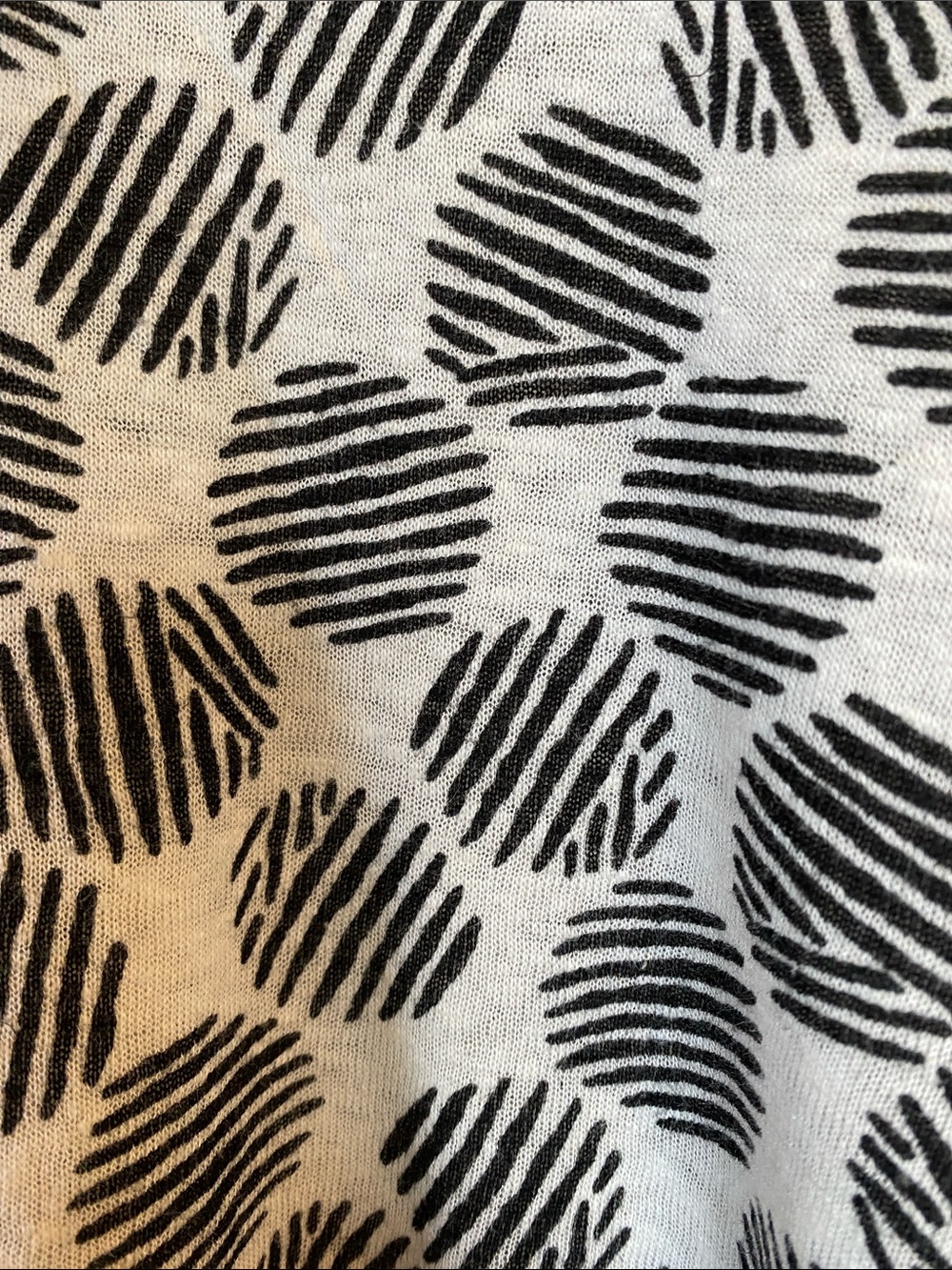 Lucky Brand Black and White Short Sleeve Geometric Tee - Picture 4 of 7